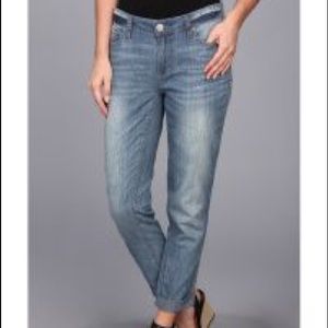 🌿 DKNY| Lightweight Boyfriend Jeans